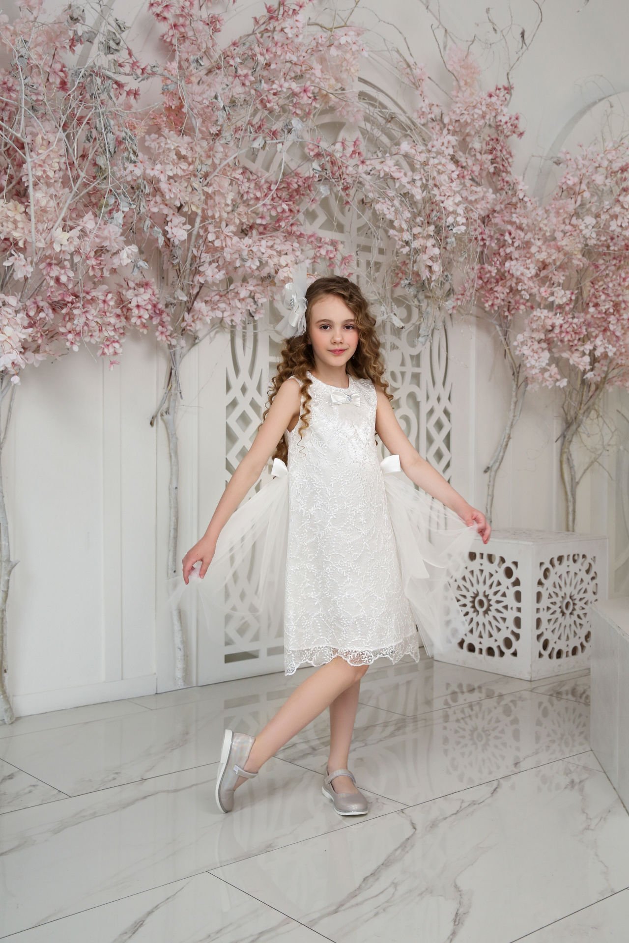 Exclusive Party Lace Dress with Hair Accessory White Color